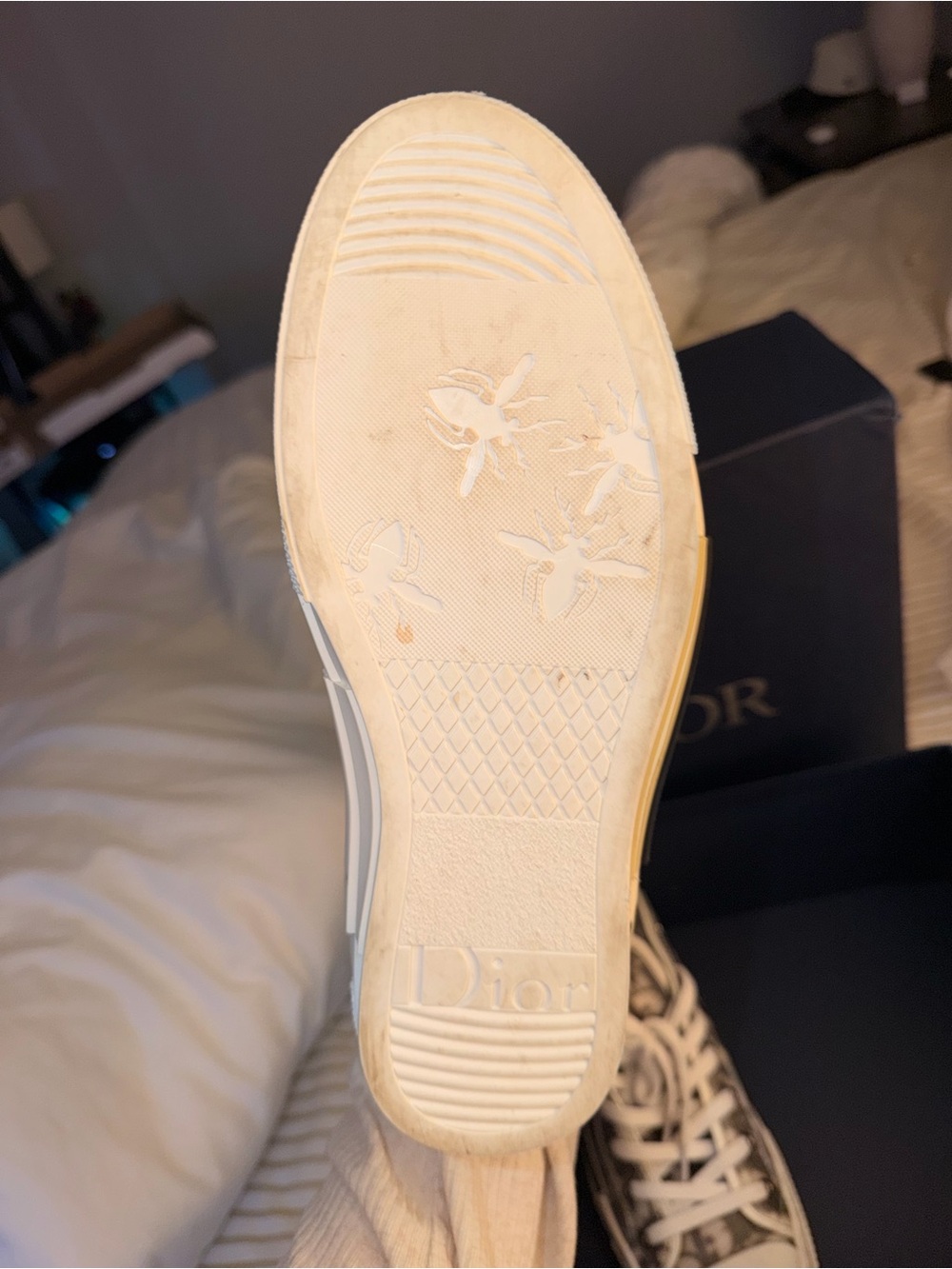 Dior Beige and White Dior Oblique high-Top Sneakers - Picture 5 of 7